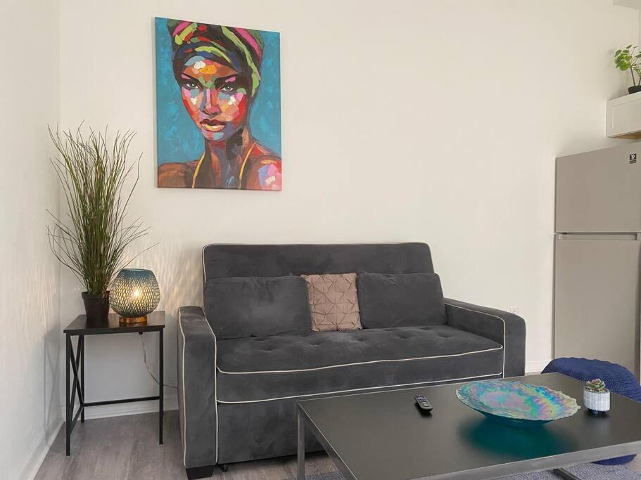 Chic Bungalow Apartment Steps From Armature Works & Downtown Riverwalk Тампа Екстериор снимка